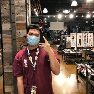 Meet your Posher, Rene